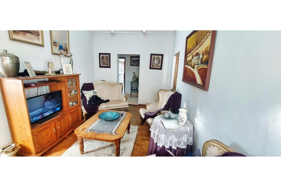 4 Bedroom Property for Sale in Bodorp Western Cape